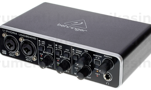 Behringer U-Phoria UMC204HD