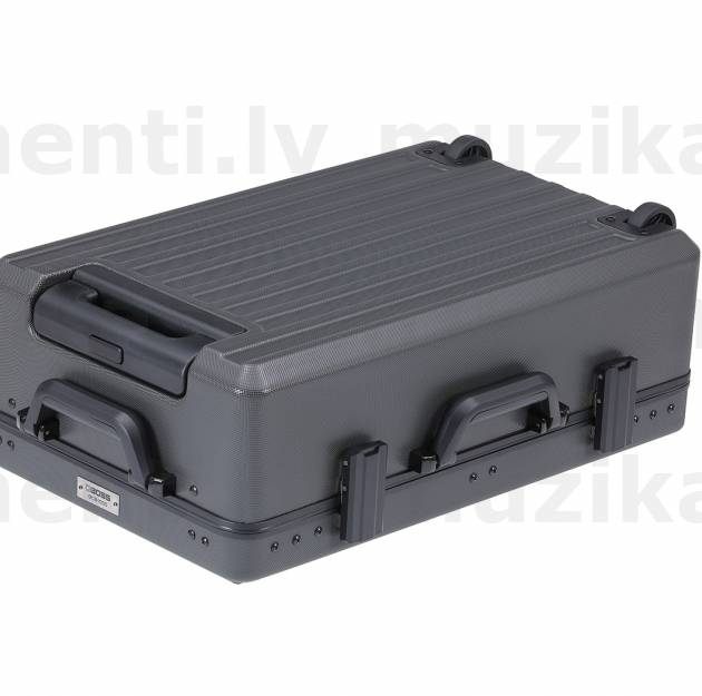 Boss BCB-1000 pedāļu bords, koferis