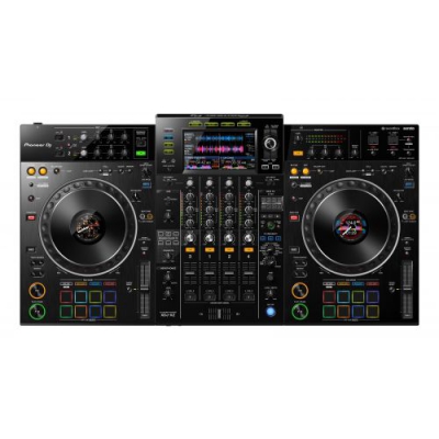 DJ kontrolieri